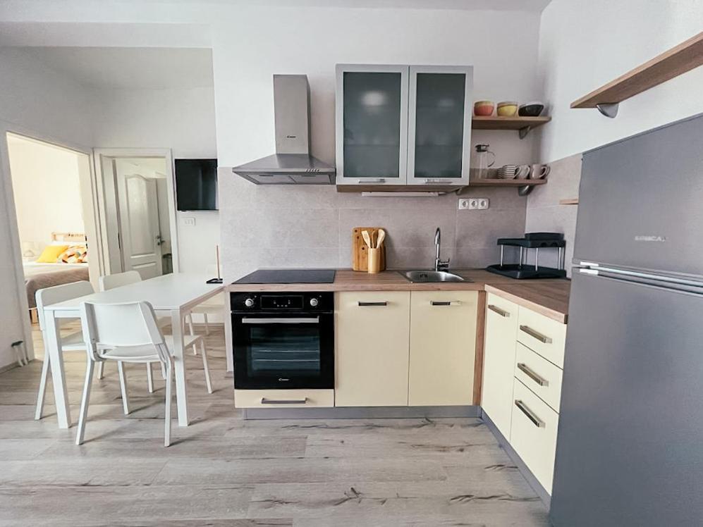 Apartments Happy Sukošan 외부 사진